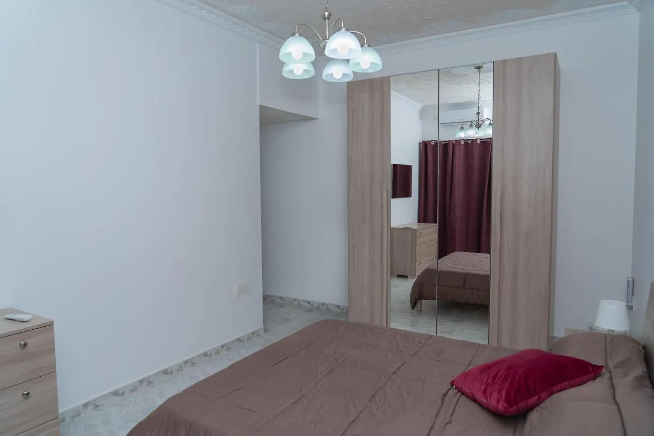 Sea-View 3 Bedroom Apartment - Sleeps 8 Marsaskala Malta